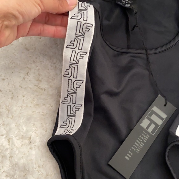 New LF One Piece Black And White Top XS - Picture 2 of 5